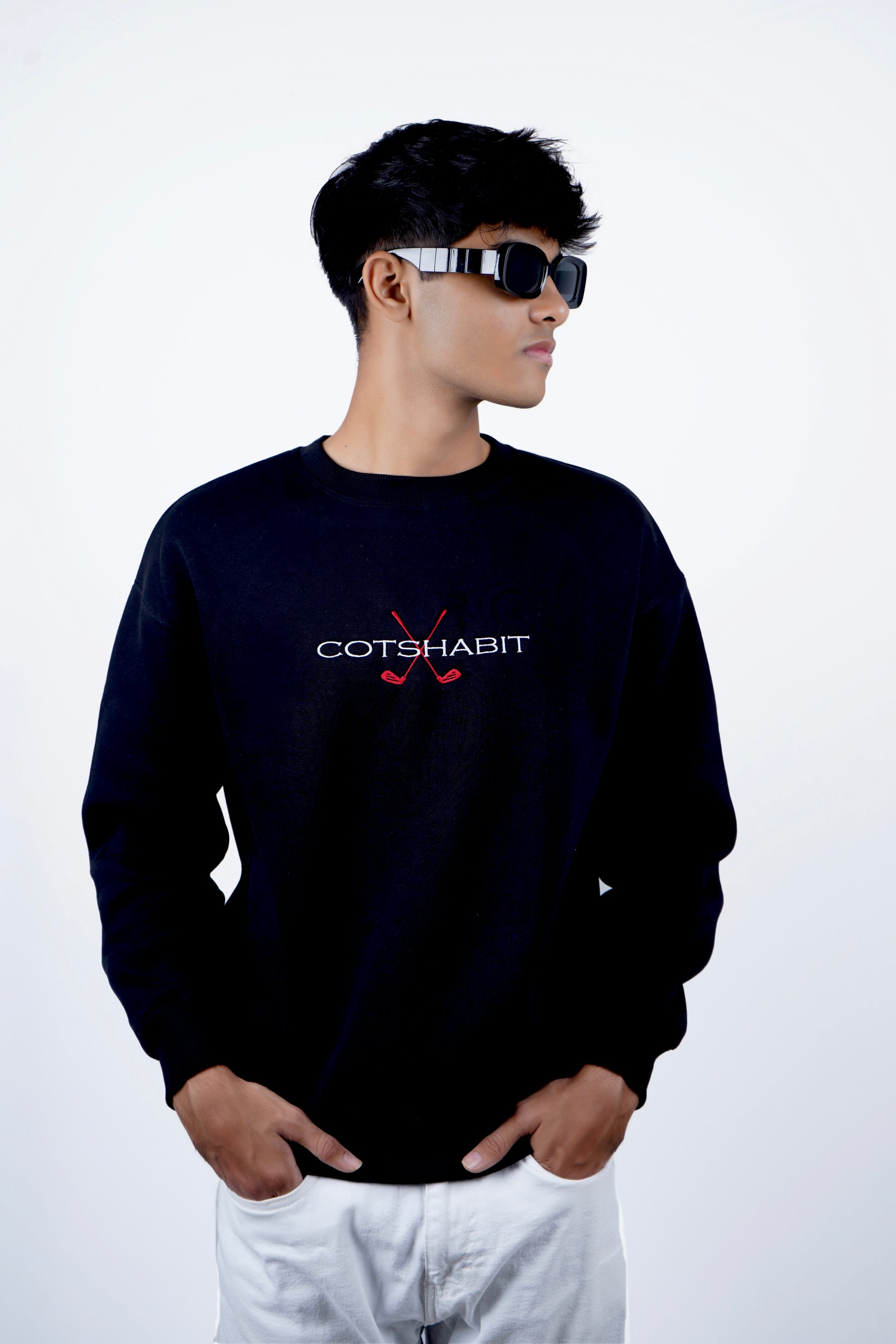 THE CLASSIC SWEATSHIRT