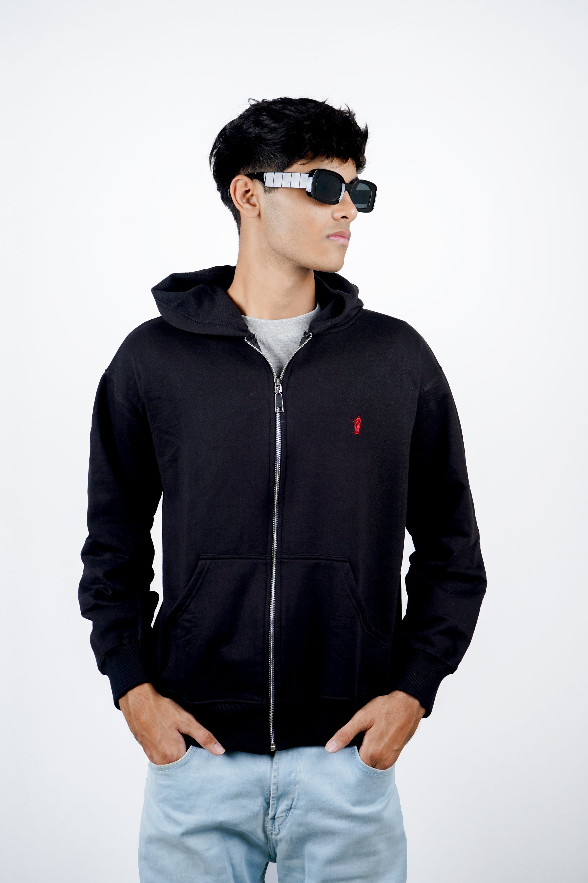 THE ELEMENT ZIPPER